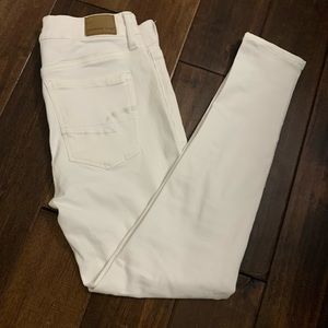 American eagle white jeans